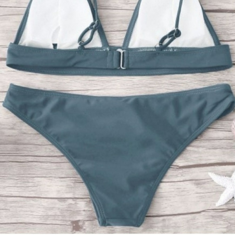 Triangle Bikini Set - Picture 4 of 7